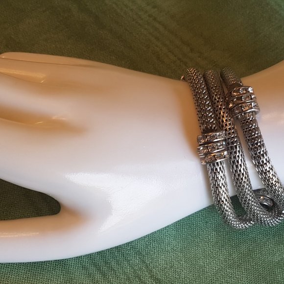 3 silver - tone bracelets. - Picture 4 of 7